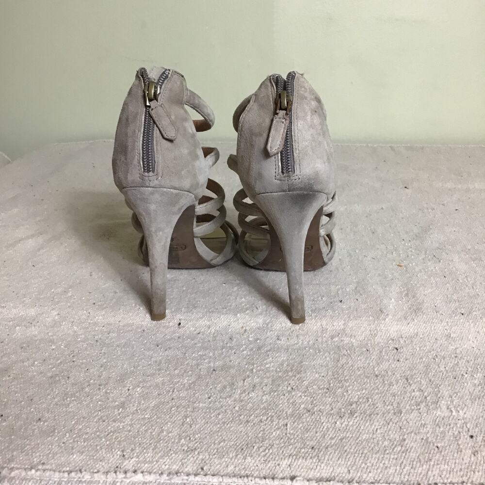 Coach Women’s Stone Beige Suede Strappy Sandals Sz. 8.5 - Picture 4 of 10